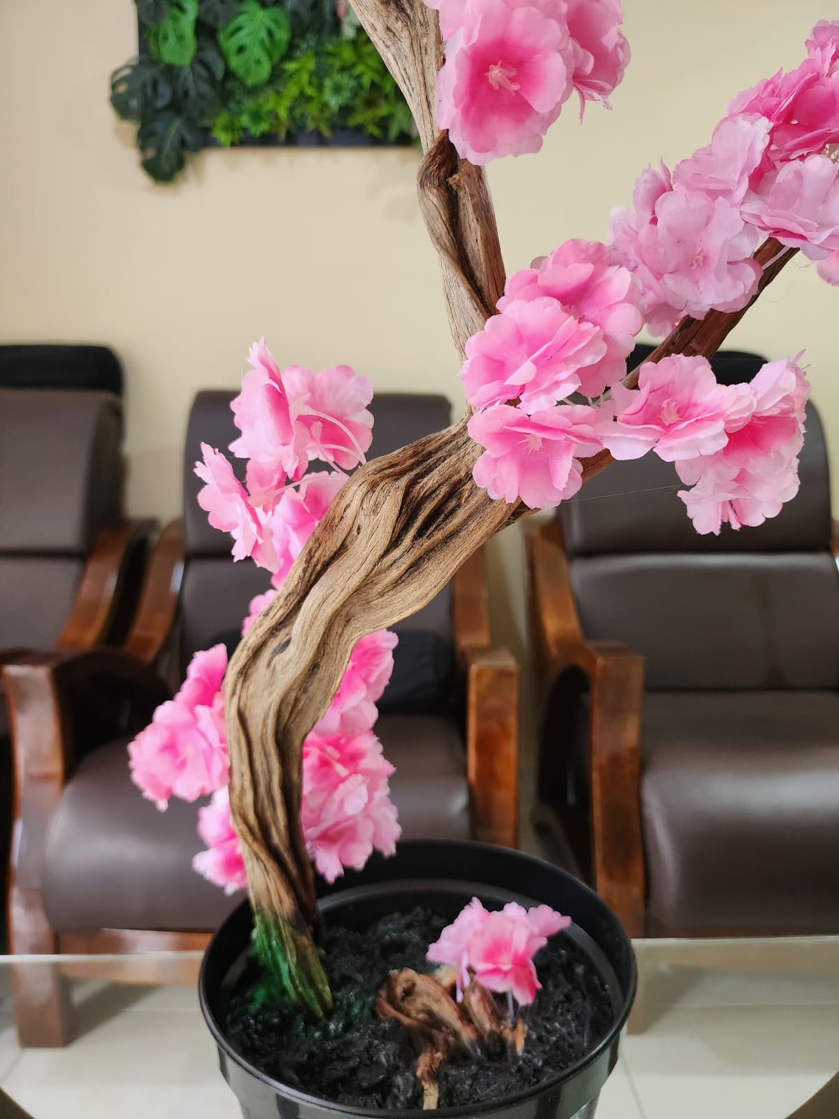Bonsái cerezo artificial premium artesanal rosado tronco mangle natural — Distribuciones Villegas Pereira Colombia