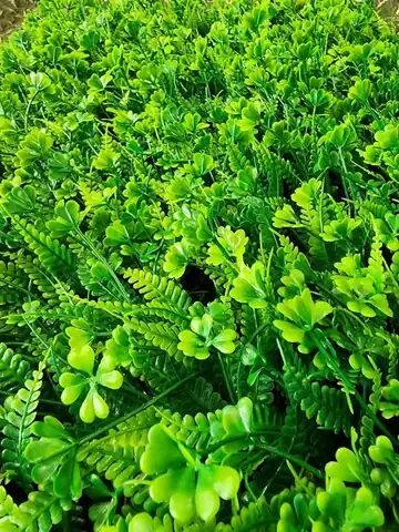Jardín vertical artificial follaje variado